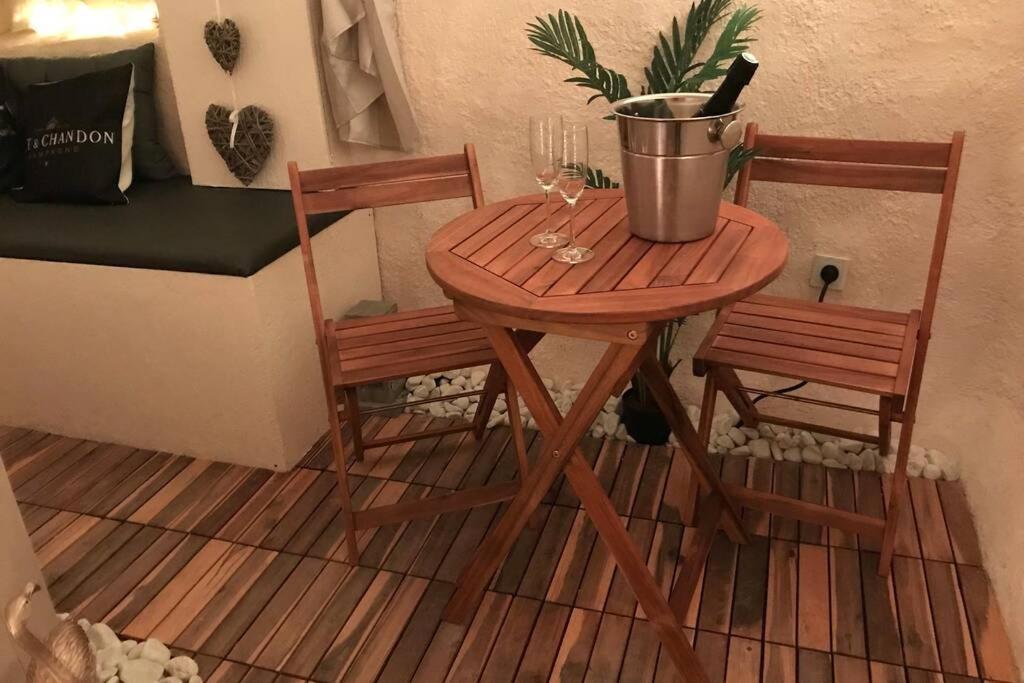 Les Secrets D'Alcove, Nuits Romantiques Avec Spa Aix-en-Provence Buitenkant foto